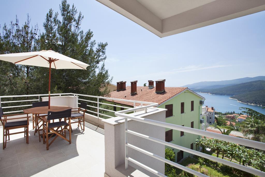 Апартаменти Casa M Рабац Номер фото